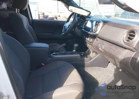 2018 Toyota Tacoma Trd Sport из США, поврежденный, VIN 3TMDZ5BN7JM037641